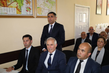 Vətəndaşlarla növbəti səyyar qəbul Kürdeldarbəyli kəndində keçirilib