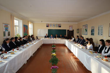 İsmayıllı şəhər Ağahüseyn Aslanov adına 2 nömrəli tam orta məktəbin kollektivi ilə görüş keçirilib