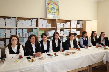 İsmayıllı şəhər 6 saylı tam orta məktəbinin kollektivi ilə görüş keçirilib