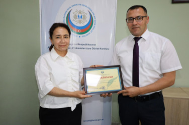 22 İyul - Milli Mətbuat Günü münasibətilə Mərkəzin ekspert qrupunun üzvləri, mətbuat nümayəndələri, blogerlər  və ictimaiyyət nümayəndələri ilə görüş keçirib