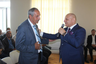 Şəhid Zaman Qarayevin adını daşıyan Qalınçaq kənd tam orta məktəbinin 100 illik yubileyi keçirilib