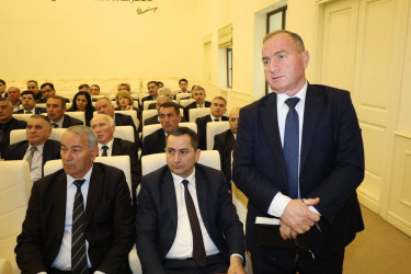 İsmayıllı Rayon İcra Hakimiyyətində geniştərkibli müşavirə keçirilib
