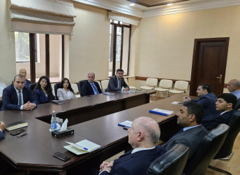 Kiçik və Orta Biznesin İnkişafı Agentliyinin təşkilatçılığı ilə İsmayıllı rayonunda turizm sahəsində mövcud imkanlar, çətinliklər və perspektivlər mövzusunda sahibkarlıq subyektləri ilə görüş keçirilib.