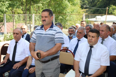 Vətəndaşlarla növbəti səyyar qəbul  rayonun Zərnava kəndində keçirilib