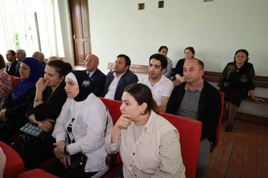 Vətəndaşlarla növbəti səyyar qəbul İsrayıl Həsənov adına 1 saylı tam orta məktəbdə keçirilib