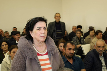 Vətəndaşlarla növbəti səyyar qəbul Gəraybəyli kəndində keçirilib