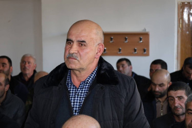 Vətəndaşlarla növbəti səyyar qəbul Qalacıq kəndində keçirilib