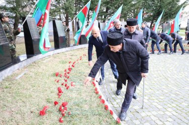 İsmayıllıda Xocalı soyqırımının 34-cü ildönümü ilə əlaqədar “Soyqırım abidəsi”i ziyarət olunub