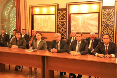 Azərbaycan Respublikasının Prezidenti, YAP sədri cənab İlham Əliyevin partiyanın VIII Qurultayındakı nitqindən irəli gələn məsələlərlə bağlı müşavirə keçirilib