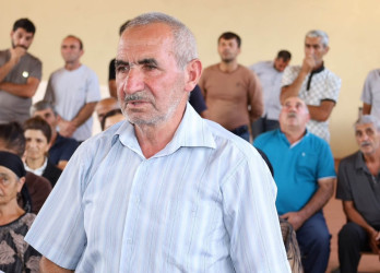 Vətəndaşlarla növbəti səyyar qəbul Balik kəndində keçirildi