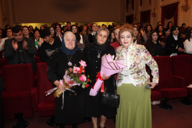 İsmayıllıda Konstitusiya və Suvrenlik İli çərçivəsində 18 Oktyabr-Müstəqilliyin Bərpası Günü ilə bağlı tədbir keçirilib.