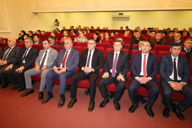 İsmayıllıda Konstitusiya və Suvrenlik İli çərçivəsində 18 Oktyabr-Müstəqilliyin Bərpası Günü ilə bağlı tədbir keçirilib.