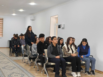 “Möhkəm ailə münasibətlərinin əsası: gender bərabərliyi və qarşılıqlı hörmət” mövzusunda tədbir keçirilib