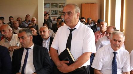 Vətəndaşlarla növbəti səyyar qəbul Əhən kəndində keçirildi