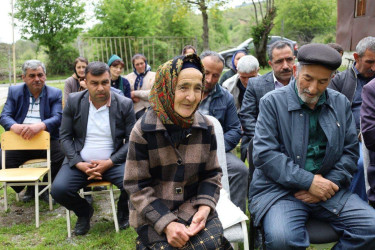 Vətəndaşlarla növbəti səyyar qəbul - rayonun Tağlabiyan kəndində keçirilib