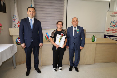 17 İyun – Tibb İşçilərinin Peşə Bayramı Günüdür