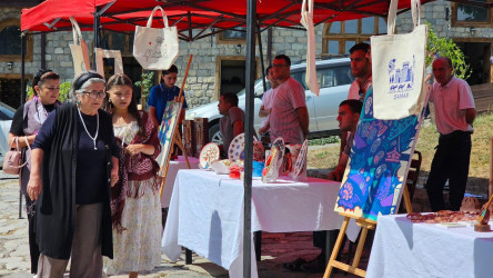 İsmayıllı “DOST Evi” tərəfindən Basqal qəsəbəsində sərgi-satış yarmarkası keçirilib