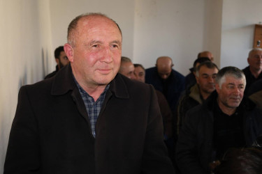 Vətəndaşlarla növbəti səyyar qəbul Qalacıq kəndində keçirilib