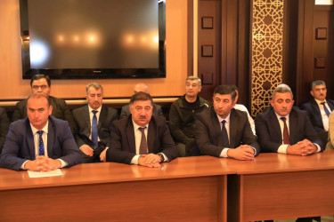 Azərbaycan Respublikasının Prezidenti, YAP sədri cənab İlham Əliyevin partiyanın VIII Qurultayındakı nitqindən irəli gələn məsələlərlə bağlı müşavirə keçirilib