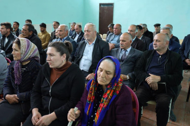 Vətəndaşlarla növbəti səyyar qəbul - rayonun Mollaisaqlı kəndində keçirilib