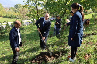 İsmayıllıda “Müstəqilliyimiz əbədidir” adlı aksiya və Uşaq Səfirləri Məclisinin görüşü keçirilib