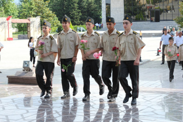 “Şahin” hərbi idman oyununun Mingəçevir şəhərində keçiriləcək final mərhələsində iştirak etmək üçün İsmayıllı komandasının 14 iyun 2023-cü il tarixdə Mərkəzi Meydandan yola salınma mərasimi təşkil edilib