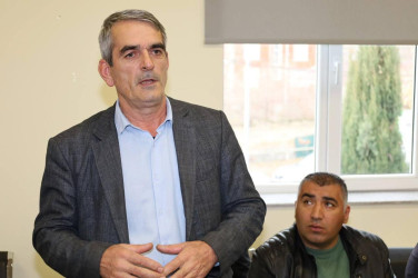Vətəndaşlarla növbəti səyyar qəbul Sumağallı kəndində keçirilib
