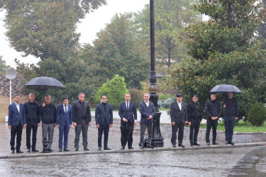 İsmayıllı rayonunda 27 Sentyabr-Anım Günü münasibətilə ölkəmizin ərazi bütövlüyü uğrunda canlarından keçmiş şəhidlərimizin əziz  xatirəsi yad edilib