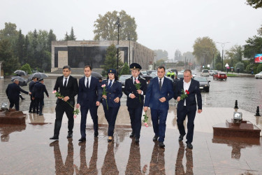 1 oktyabr - Prokurorluq işçilərinin peşə bayramı günüdür