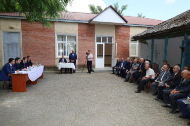 Vətəndaşlarla növbəti səyyar qəbul  rayonun Pirəbilqasım kəndində keçirilib