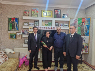 Şəhid ailələri ziyarət olunub