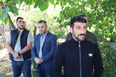 Vətəndaşlarla növbəti səyyar qəbul Zeyvə kəndində keçirilib