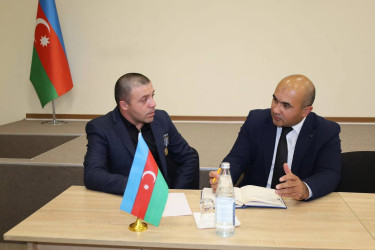 Vətəndaşlarla növbəti səyyar qəbul  İsmayıllı şəhər 4 saylə tam orta məktəbdə keçirilib