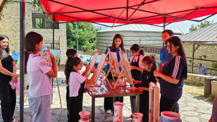 İsmayıllı “DOST Evi” tərəfindən Basqal qəsəbəsində sərgi-satış yarmarkası keçirilib