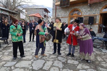 Lahıc qəsəbəsində Yel çərşənbəsi böyük coşquyla qeyd olunub