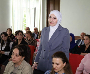 Vətəndaşlarla növbəti səyyar qəbul İsrayıl Həsənov adına 1 saylı tam orta məktəbdə keçirilib