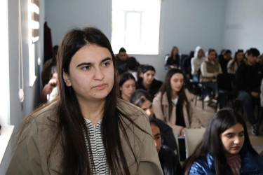 İsmayıllı Dövlət Humanitar və Texnologiya kollecində Birləşmiş Millətlər Təşkilatının Ümumdünya Şəhərsalma Forumunun 13-cü sessiyasının (WUF 13) Azərbaycanda keçirilməsi və onun əhəmiyyəti haqqında tələbələr üçün maarifləndirici tədbir keçirilib