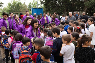DOST Agentliyi Rayon İcra Hakimiyyəti ilə birgə 15 Sentyabr Bilik Günü ilə əlaqədar “DOST Sevinci” layihəsini həyata keçirib