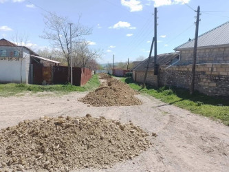 RİH başçısının Mollaisaqlı kəndində vətəndaşlarla keçirdiyi səyyar görüş-qəbul zamanı kənddaxili yolların təmiri ilə bağlı müraciətlər səsləndirilmişdir