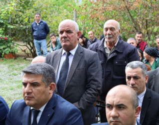 Vətəndaşlarla növbəti səyyar qəbul  rayonun Enişdibi kəndində keçirilib