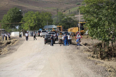 İsmayıllı İcra Hakimiyyətinin başçısı Nahid Bağırov Mollaisaqlı kənd sakinlərilə görüşdüb