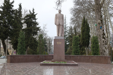 İsmayıllıda “Gənclər həftəsi” çərçivəsində “2 Fevral-Azərbaycan Gəncləri Günü” münasibətilə “Azərbaycan gəncliyi Dövlət müstəqilliyi və suverenliyi yollarında” mövzusunda forum keçirilib