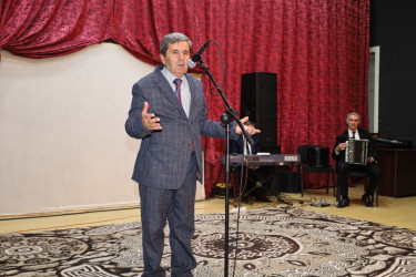 İsmayıllı rayon Heydər Əliyev adına Mədəniyyət Mərkəzində Xalq şairi Musa Yaqubun (1937-2021) zəngin yaradıcılığına həsr olunmuş xatirə gecəsi keçirilib