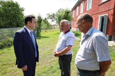 Vətəndaşlarla növbəti səyyar qəbul  rayonun İkinciYeniyol kəndində keçirilib