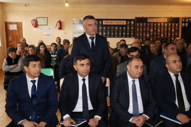 Vətəndaşlarla növbəti səyyar qəbul İstisu kəndində keçirilib