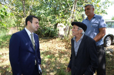 Vətəndaşlarla növbəti səyyar qəbul  rayonun Güyüm kəndində keçirilib