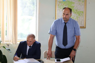 Vətəndaşlarla növbəti səyyar qəbul  rayonun Topçu kəndində keçirilib