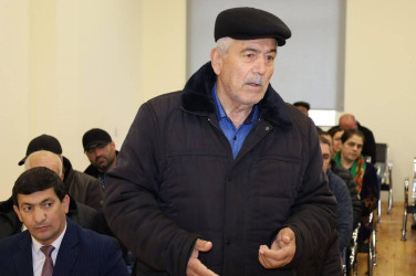 Vətəndaşlarla növbəti səyyar qəbul Sumağallı kəndində keçirilib