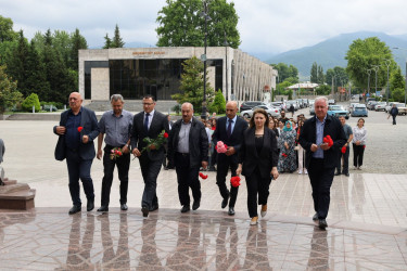 İsmayıllı Rayon Mərkəzi Xəstəxanasında “17 iyun Tibb İşçilərinin Peşə Bayramı Günü” münasibətilə tədbir təşkil olunub