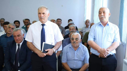 Vətəndaşlarla növbəti səyyar qəbul Sulut kəndində keçirilib